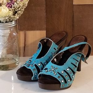 Isabella Fiore Platform High Heel Slingbacks